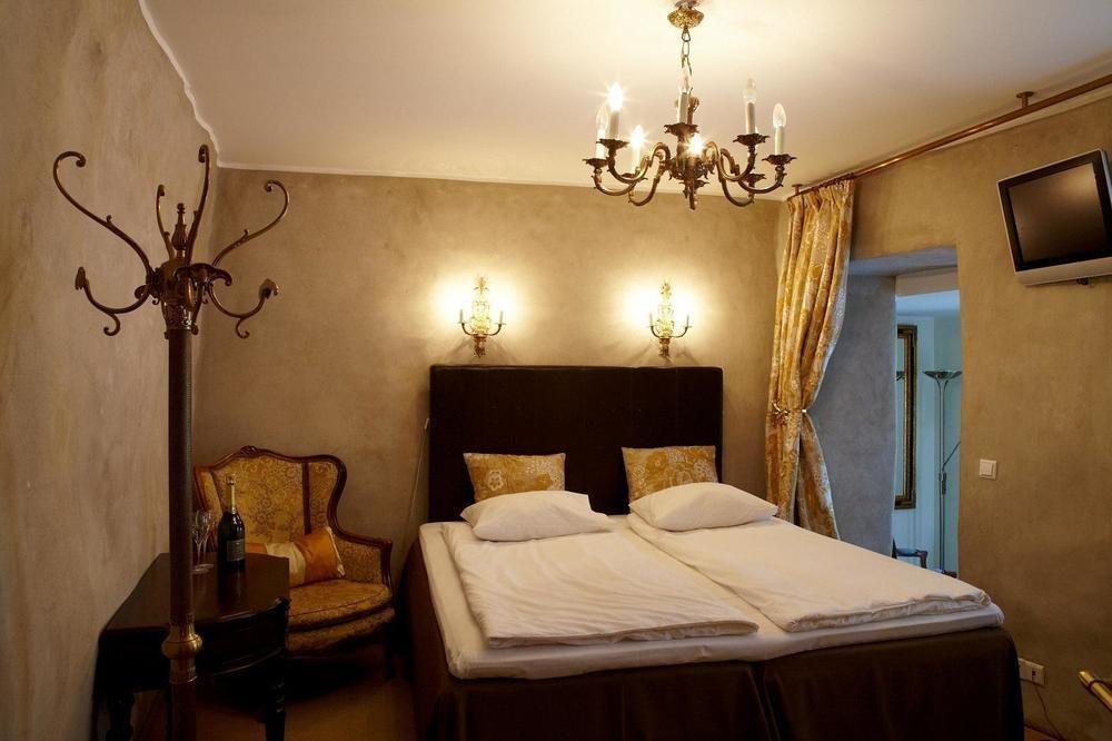 Cru 4* Tallinna